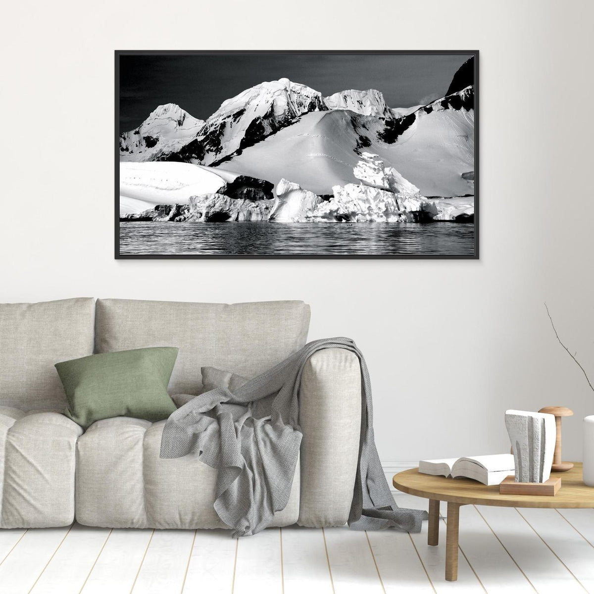Booth Island Antarctica 01